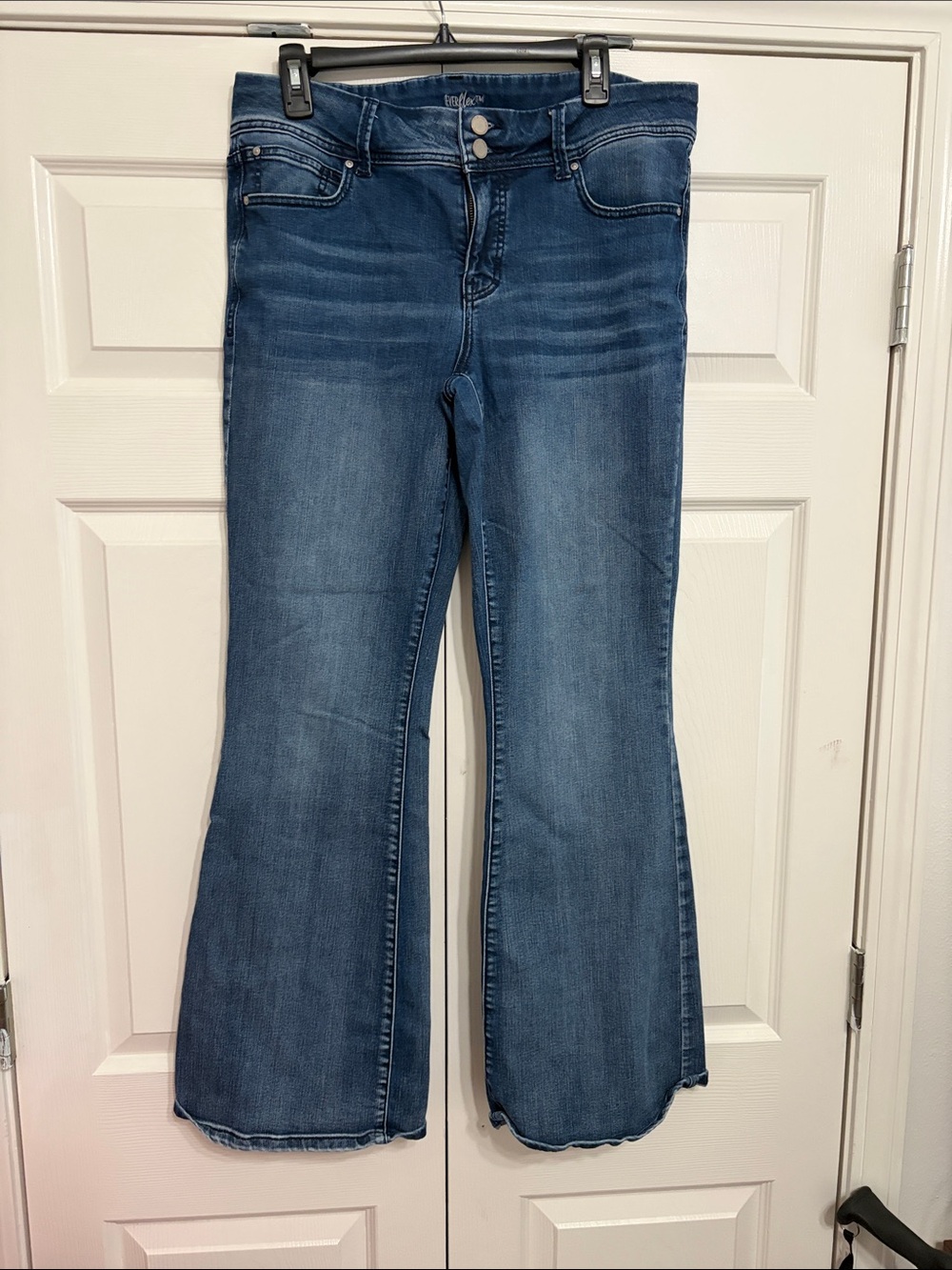 High-Rise Flared Women’s Jeans - Blue
